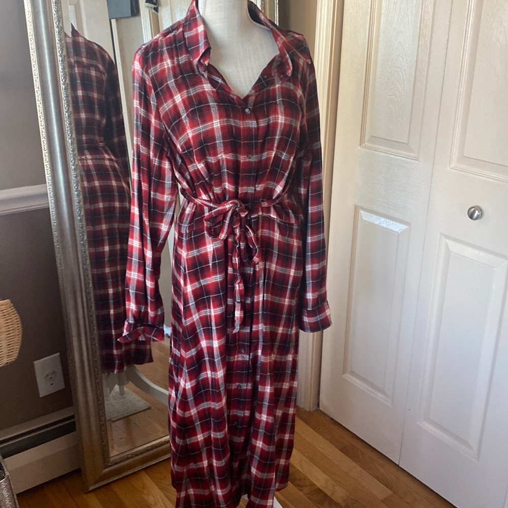 Universal thread dress size L